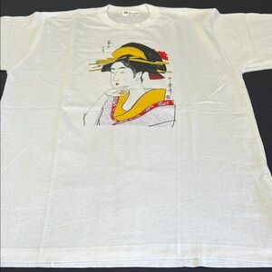 Vintage NWOT , 90’s single stitch , geisha , T-Shirt 
Made in Japan 🇯🇵 “RARE”